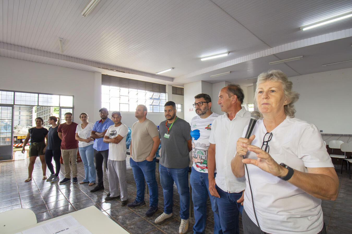 Cestas com mais de 20 quilos foram entregues a aproximadamente 210 famílias do território da Grande Pioneiro, atendido pelo Cras I