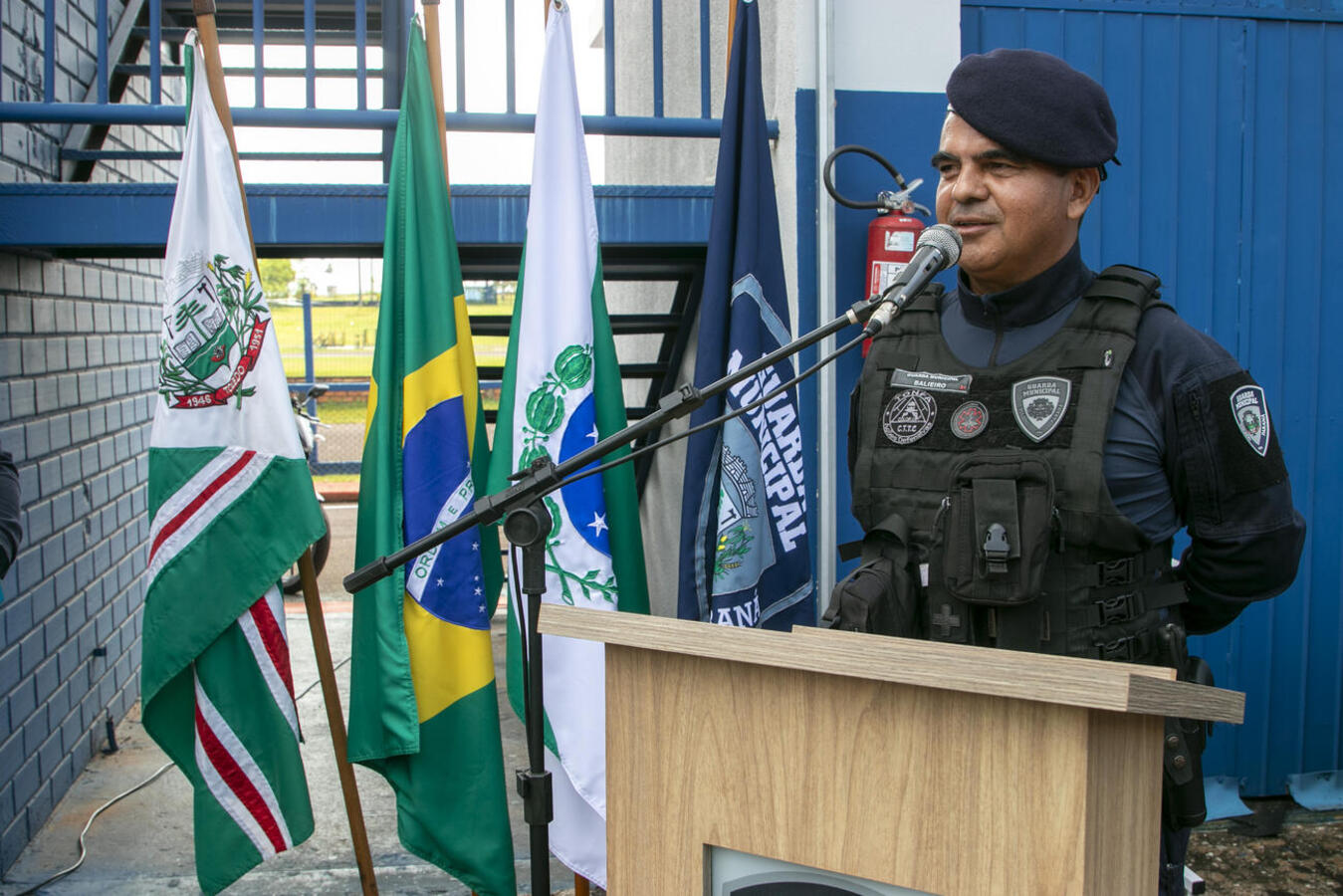 Nesta sexta-feira (30), a Guarda Municipal prestou homenagens ao policial municipal destaque do mês de janeiro