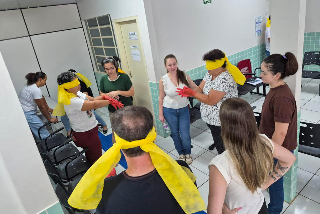 De forma divertida, dinâmica ministrada nesta sexta (9) pelas enfermeiras Dayane, Vanessa e Patrícia mostrou importância deste gesto para profissionais e pacientes