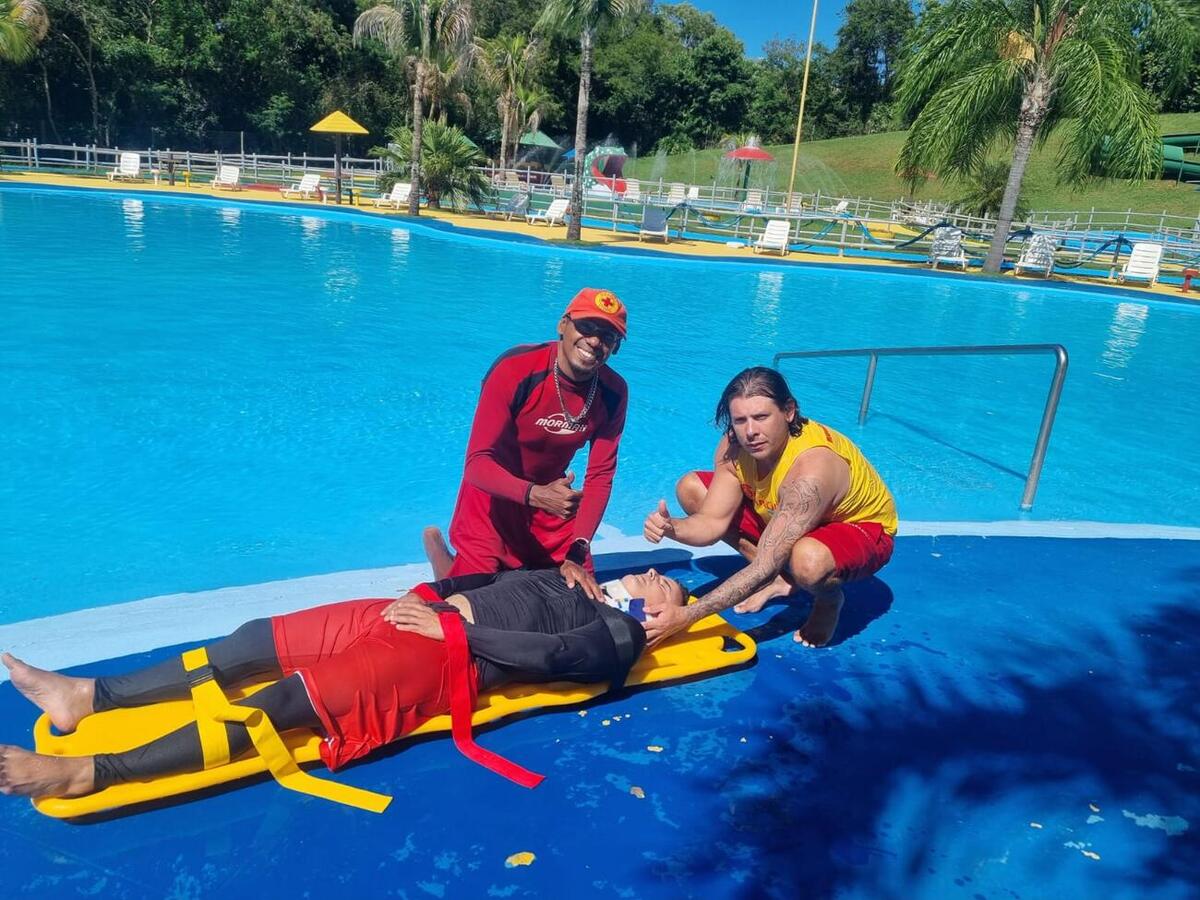 Nesta quarta-feira (7) a Secretaria de Esportes e Lazer realizou uma capacitação com os servidores do Parque das Águas, a fim de melhorar o atendimento a primeiros socorros dos visitantes do parque