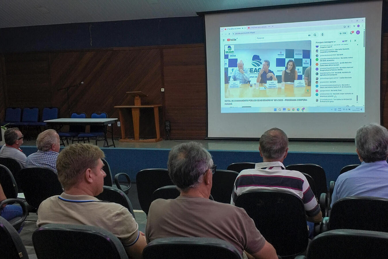 Representantes de associações e cooperativas e de entidades do agro em Toledo participaram de videoconferência realizada nesta segunda (12) no Ismael Sperafico