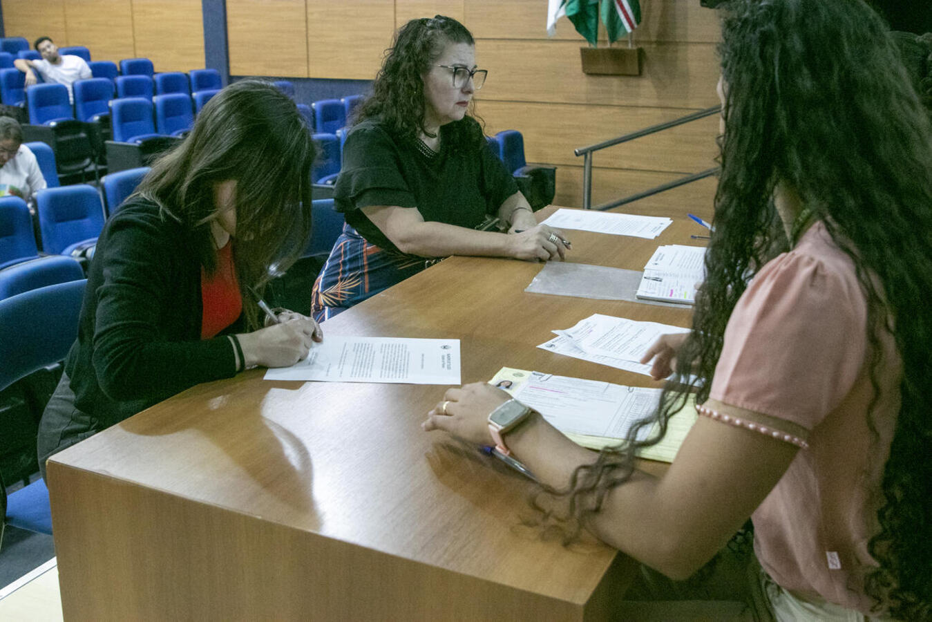 Na manhã desta terça-feira (3) a Prefeitura de Toledo organizou uma cerimônia para a posse de 27 novos servidores
