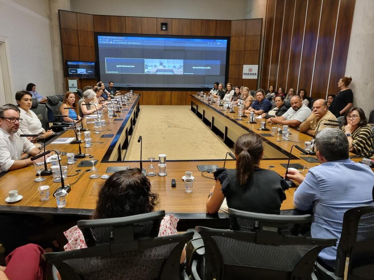 Secretárias municipais participaram de reuniões com órgãos do Governo do Estado e retornaram ao município na quarta-feira