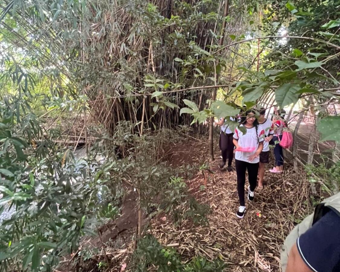 Projeto “Rio com Vida” leva alunos da rede de ensino estadual à sangas da região para avaliar qualidade da água