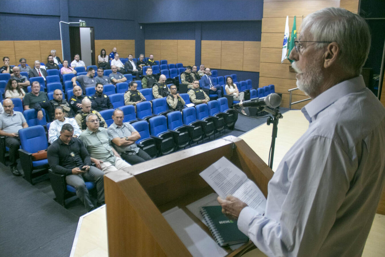 Evento reuniu mais de 60 pessoas no Auditório Acary Oliveira para fortalecer a integração entre forças de segurança, Judiciário e comunidade