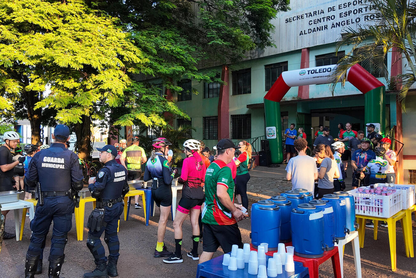 Com percursos de 15 ou 30 km, passeio ciclístico neste domingo (8) envolveu mais de 300 pessoas e passou por algumas das mais belas paisagens do município