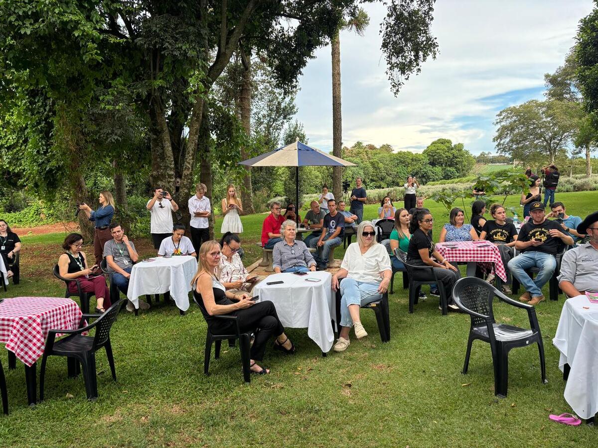 Material conecta atrativos rurais e amplia acesso às experiências turísticas no interior do município