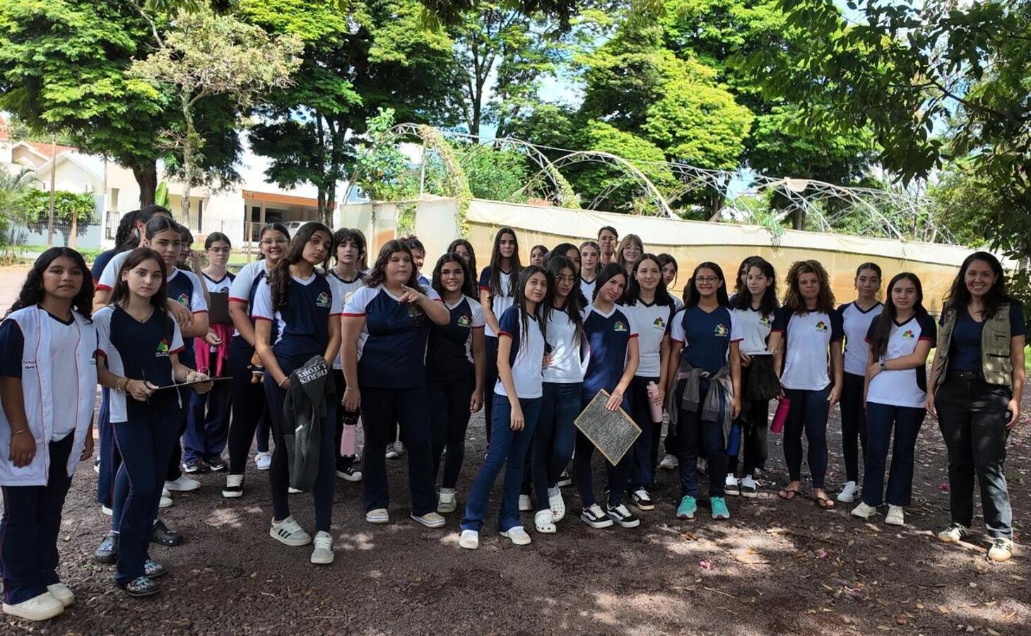 Projeto “Rio com Vida” leva alunos da rede de ensino estadual à sangas da região para avaliar qualidade da água