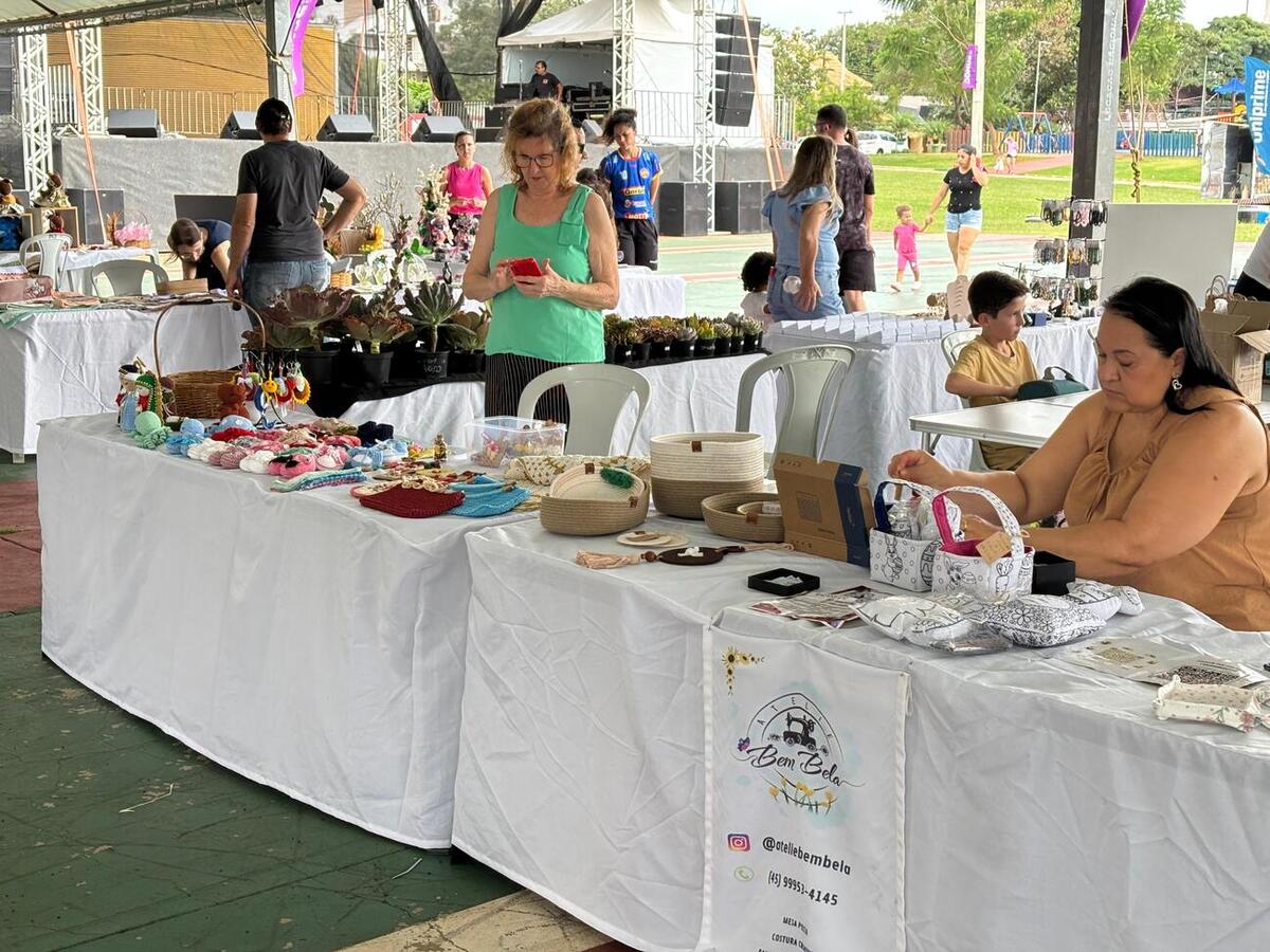 Festa celebra a Páscoa e reúne mais de 50 artesãos com exposição e venda de produtos