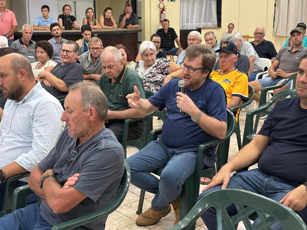 Comunidade apresentou principais demandas relativas ao distrito durante encontro na noite de quinta-feira