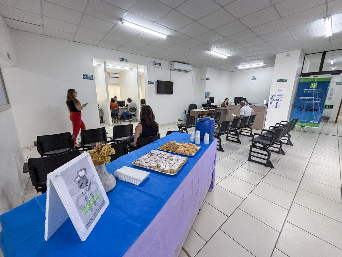 Além do coquetel comemorativo, a ação reforçou a disponibilidade dos servidores para solucionar dúvidas e problemas relacionados ao mercado de consumo