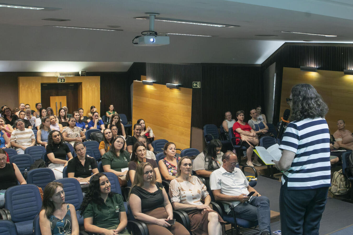 Nesta segunda-feira (16), a Faculdade Assis Gurgacz (FAG) recebeu professores do município para a abertura do Programa Leitura e Escrita na Educação Infantil (ProLEEI)  
