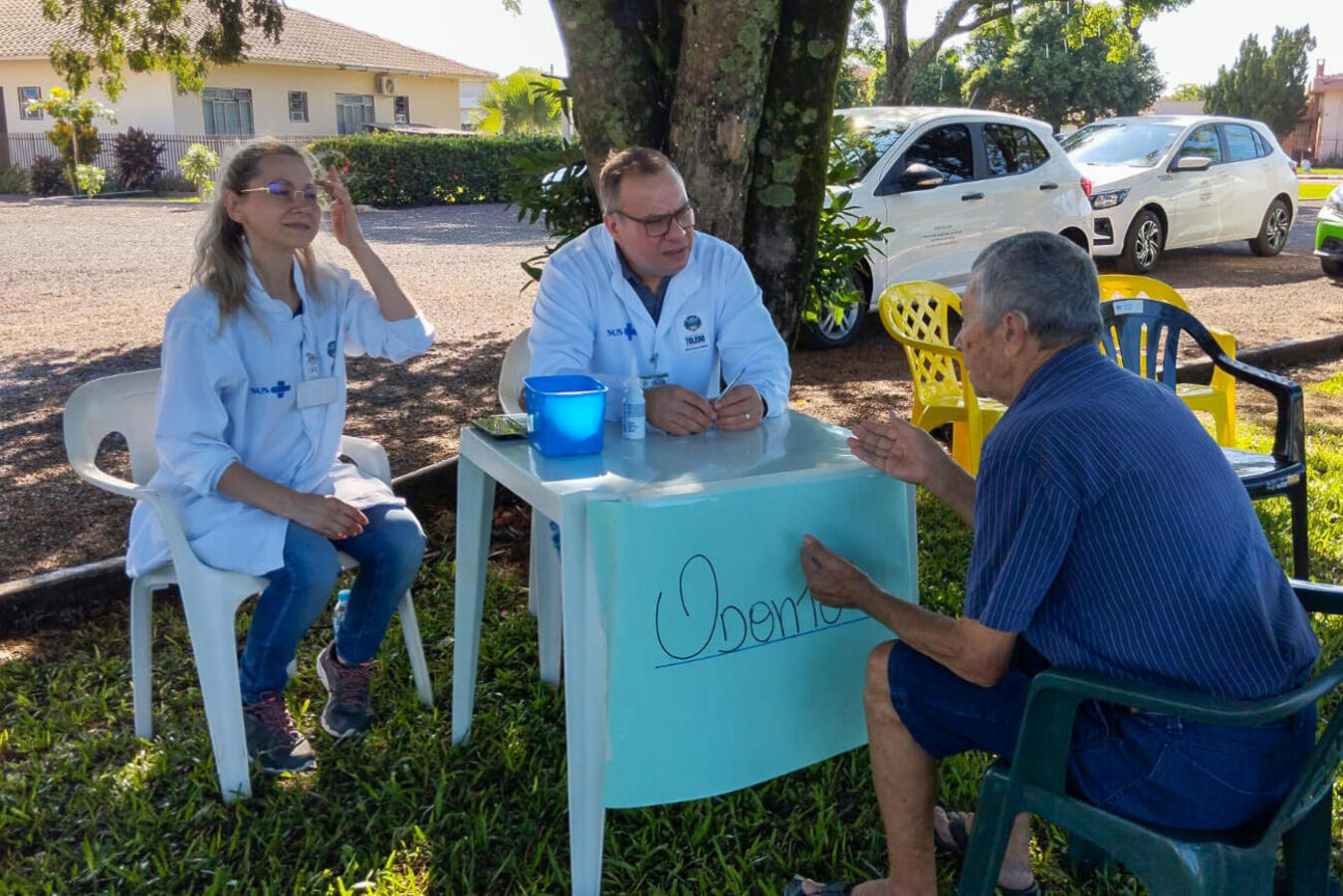 Informações e serviços foram oferecidos, na última quinta (26), por programa da Secretaria da Agricultura e em ação da UBS em parceria com o Cras VI Itinerante