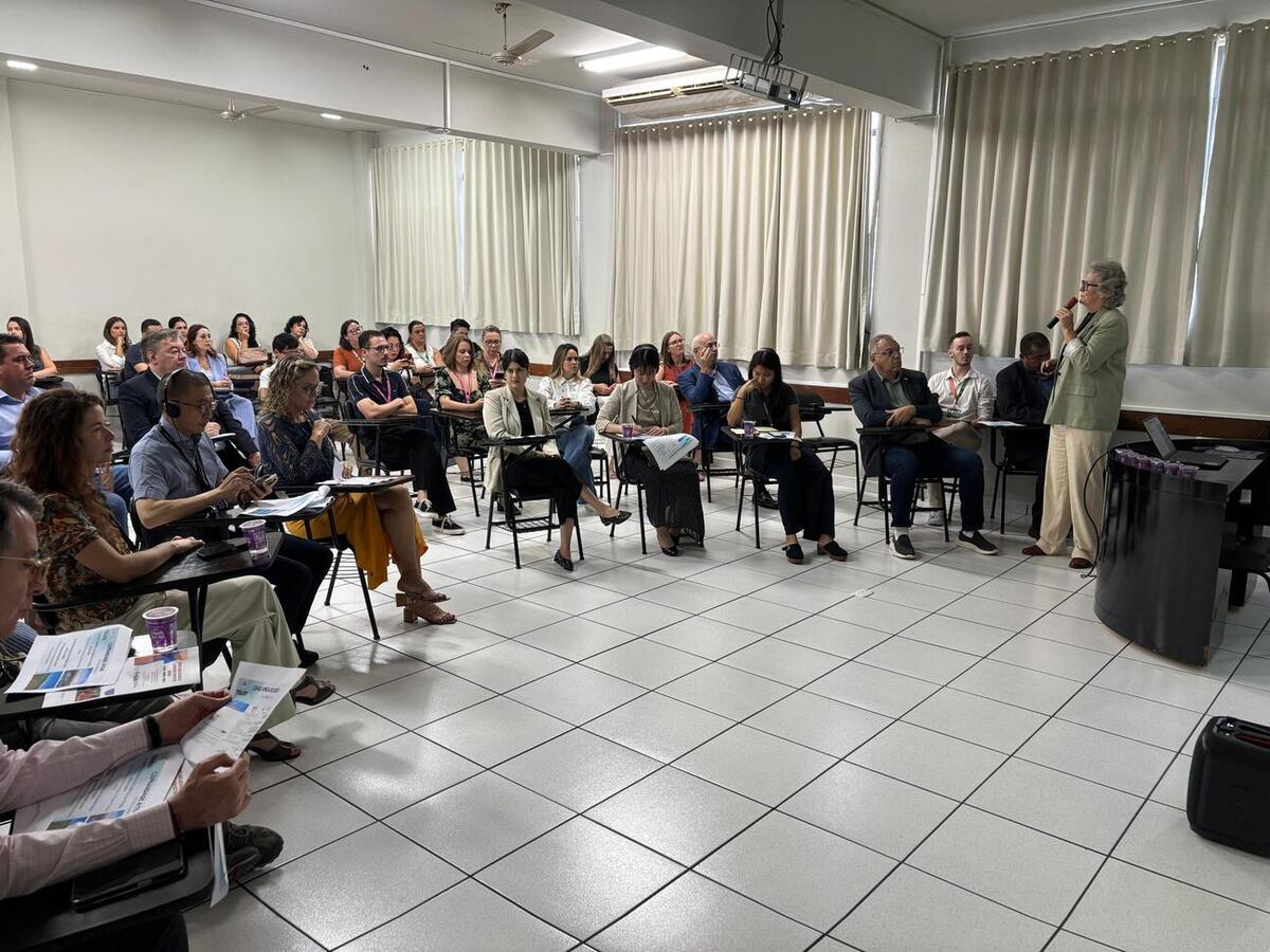 Delegação internacional e representantes do Governo do Estado cumprem agenda técnica e participam de seminário regional sobre políticas para pessoas idosas