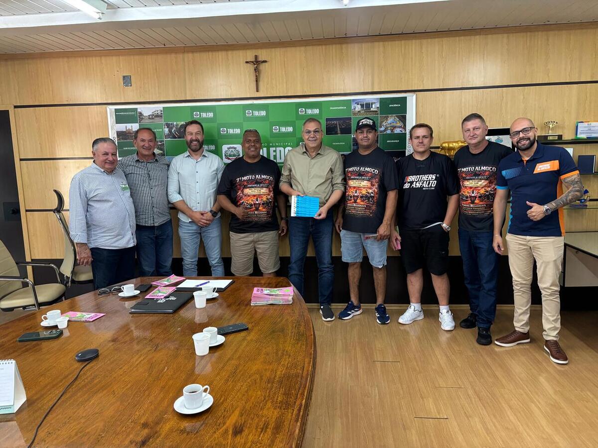 Convite para o sétimo Motoalmoço foi entregue durante encontro no gabinete