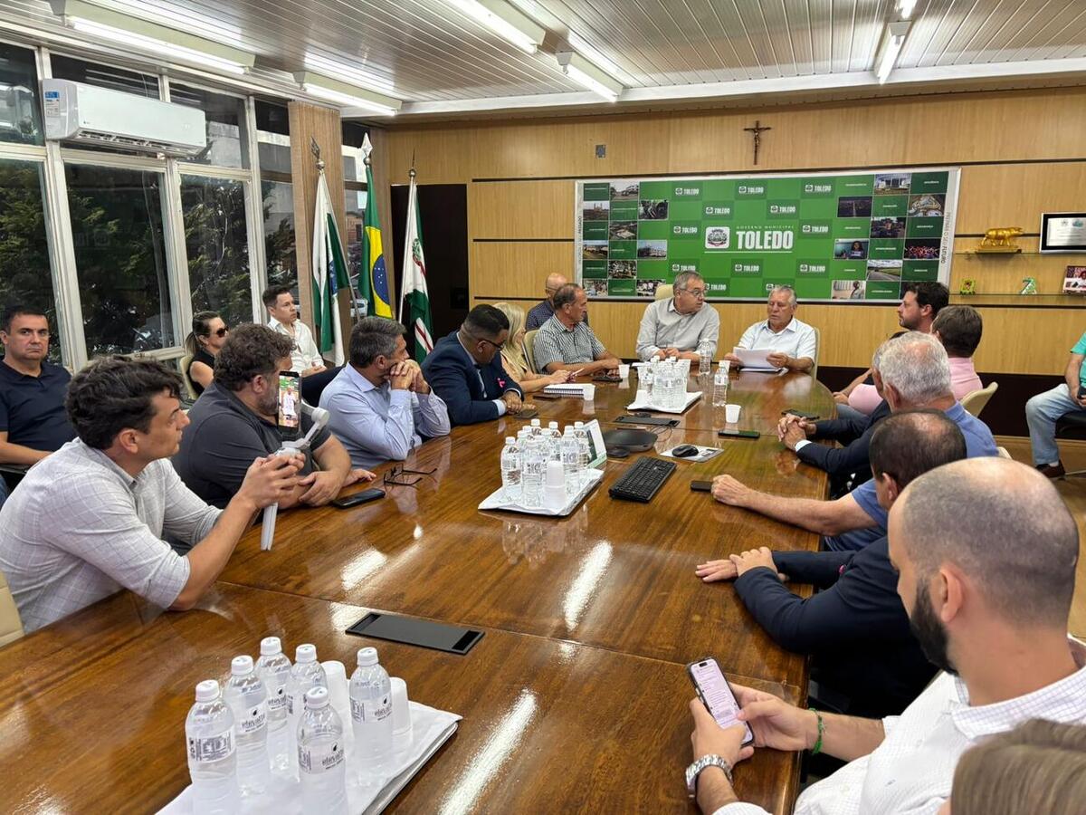 Deputado federal Dilceu Sperafico presta contas e anuncia novos recursos para a saúde de Toledo, os quais serão aplicados em atenção primária, média e alta complexidade
