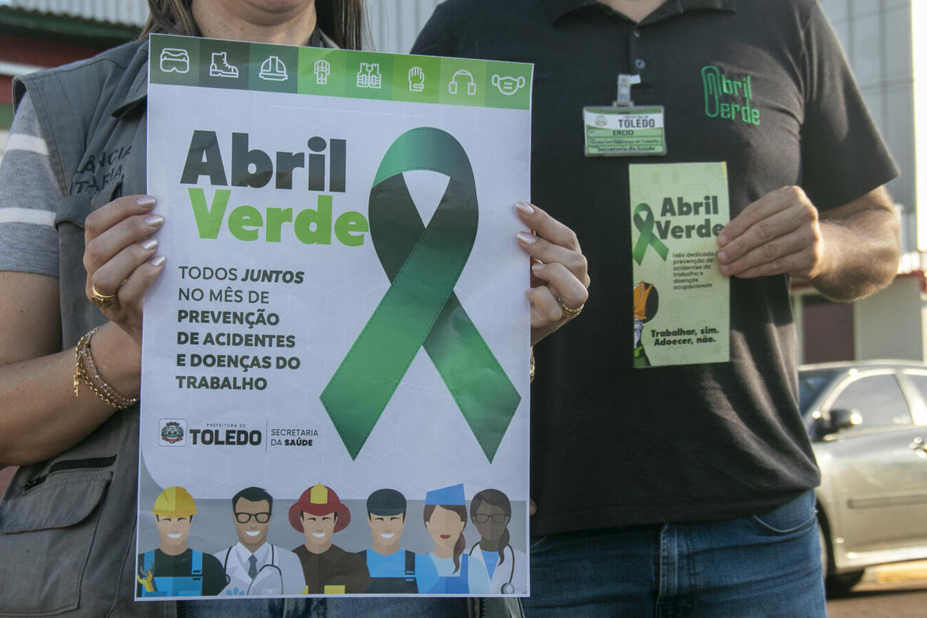 Abril verde chegou e com ele trouxe diversas atividades para a Secretaria da Saúde, que vem realizando um trabalho de divulgação da saúde mental e física no trabalho, com palestras, folders e conversas com trabalhadores e empresas
