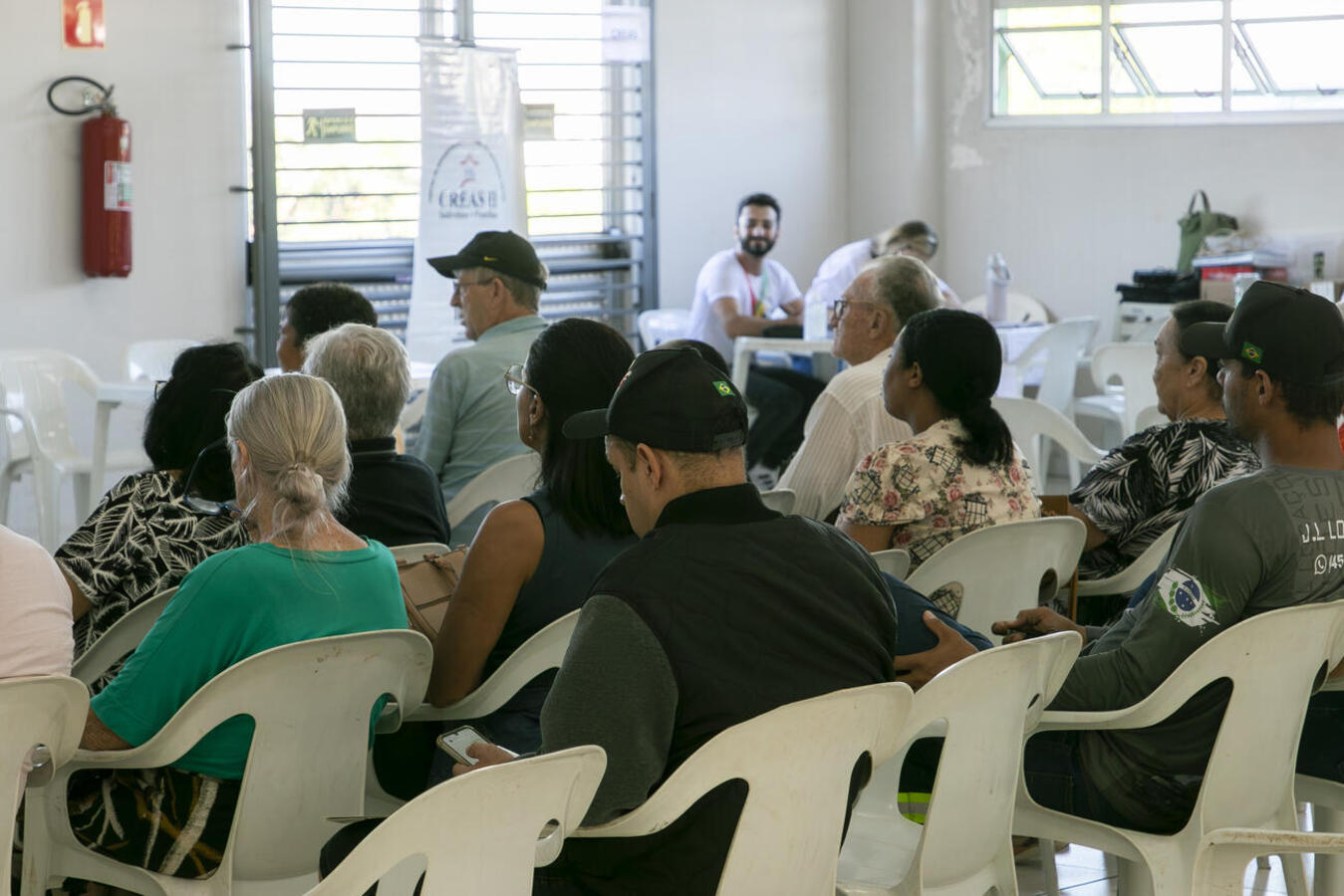 Iniciativa, que ofereceu serviços gratuitos da DPE-PR e da administração municipal, ocorreu nesta sexta-feira (24) no Centro Multiuso do Panorama/São Francisco