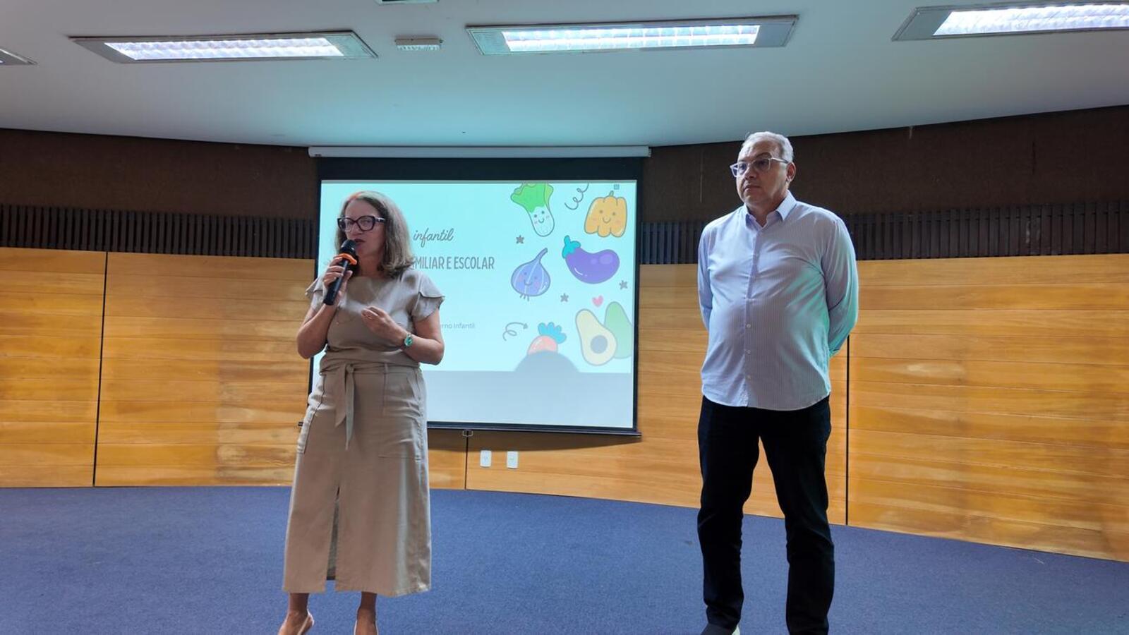 Programa da Secretaria da Educação reuniu, na última quinta-feira (2), pais, professores e comunidade no auditório da FAG/Toledo