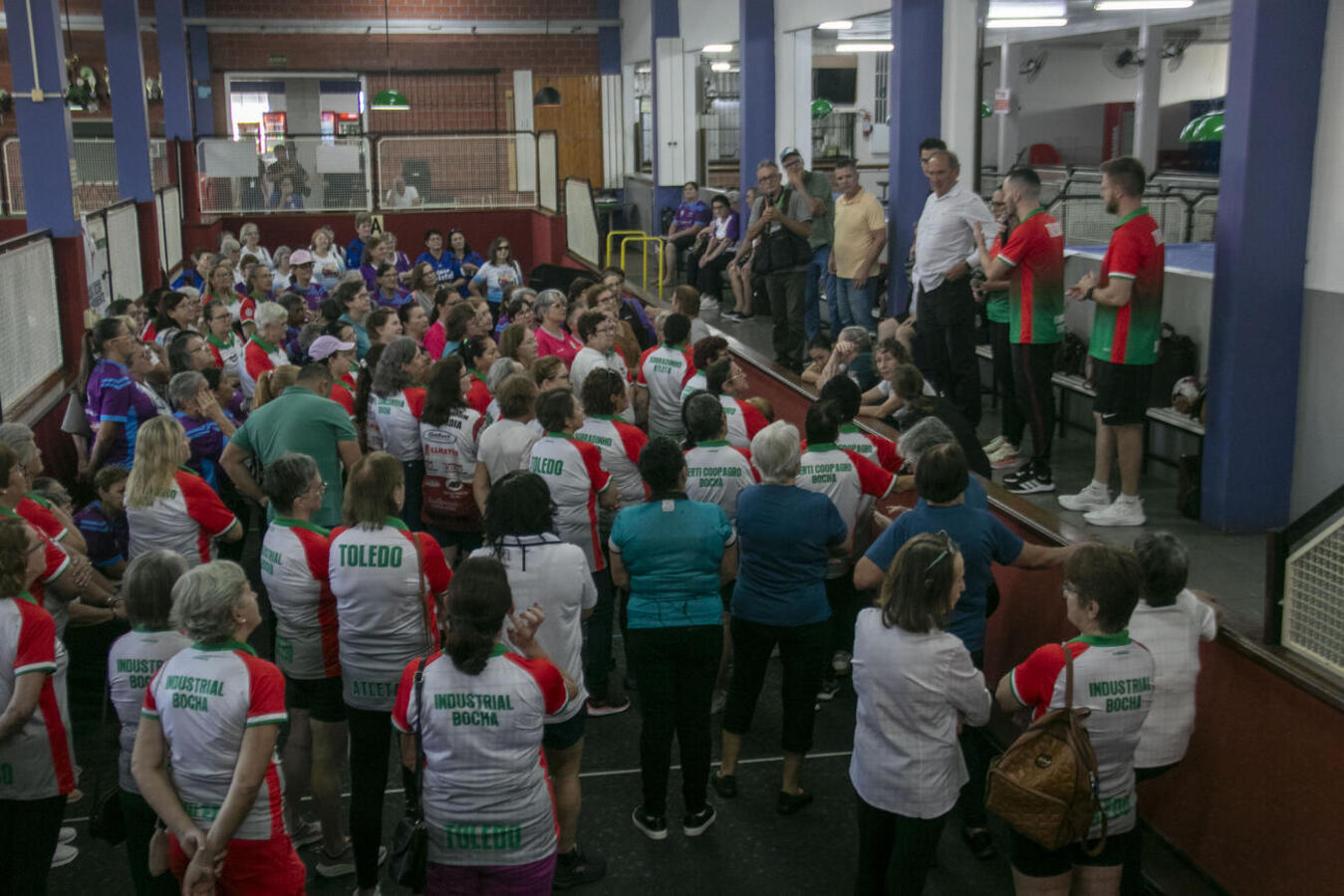 Na última sexta-feira (17) mulheres protagonizaram diversas partidas de bocha no Clube Toledão e aguardam a próxima fase para definirem as campeãs do torneio