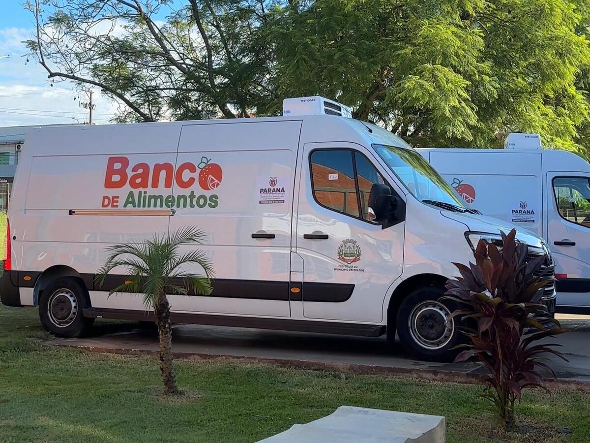 Cerimônia, na última quarta-feira (1º), marcou a entrega de duas vans refrigeradas e o reconhecimento às empresas parceiras do programa