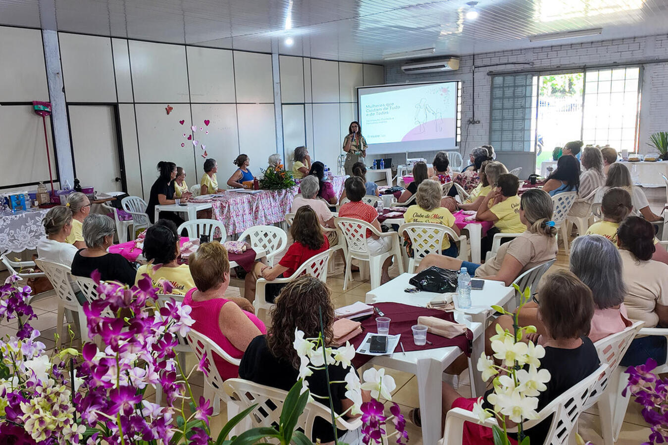 Evento foi realizado pelo Clube de Mães nesta terça-feira (5) na sede da associação de moradores do distrito mais populoso do município
