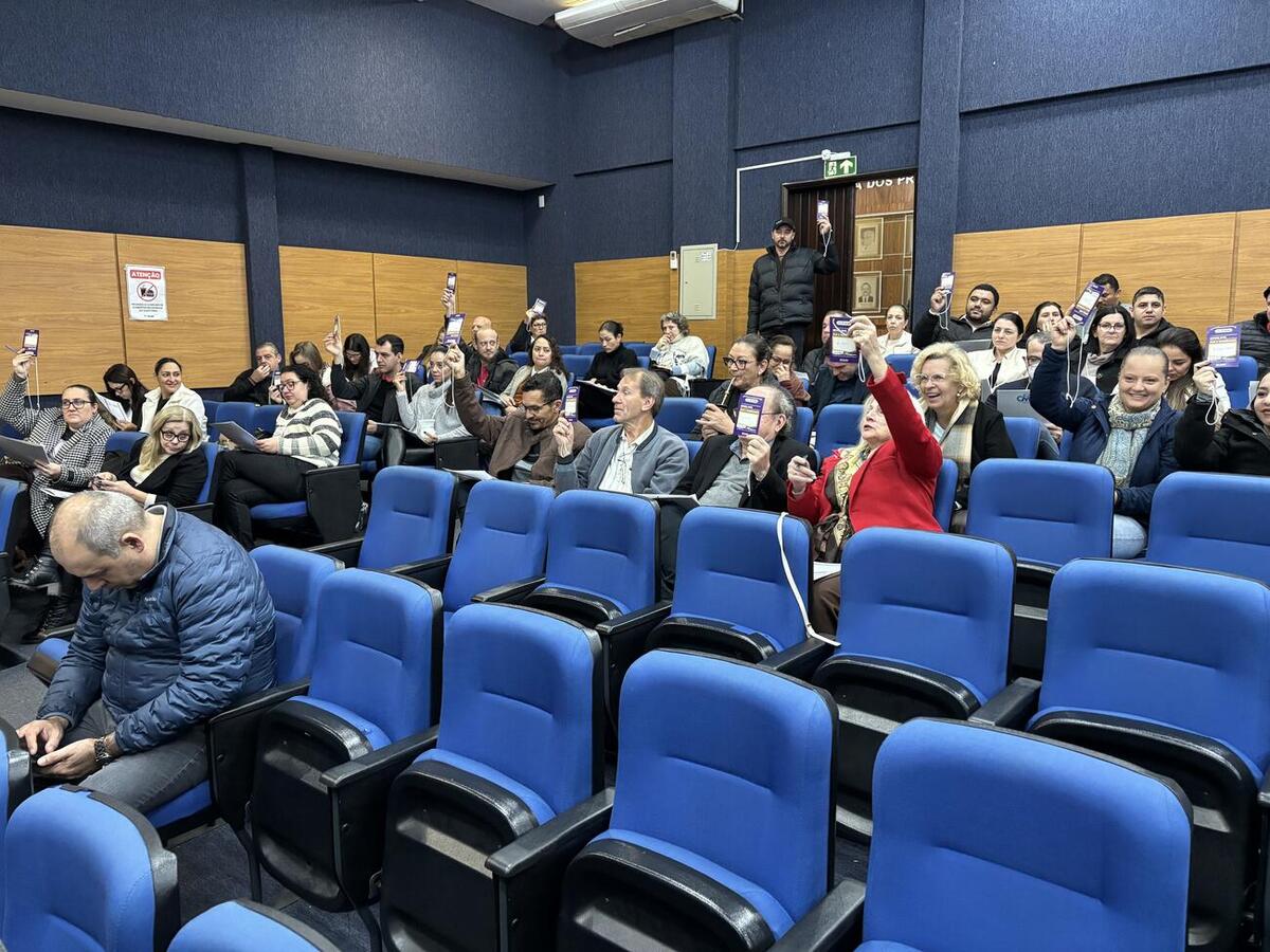 Foi realizado o encontro da etapa municipal que levará propostas para a melhoria da saúde para a 18ª Conferência Nacional de Saúde, programada para julho
