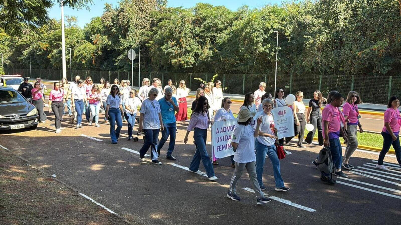 Secretaria da Mulher proporcionará um momento de reflexão e combate a violência contra a mulher com a Caminhada do Meio Dia, com início às 11h30 no dia 22 de julho