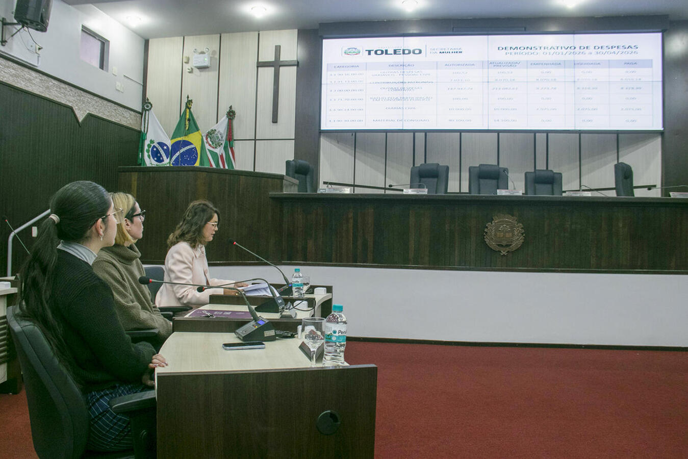 Equipe da pasta prestou conta de atividades realizadas no primeiro quadrimestre de 2026 em evento realizado na Câmara de Vereadores na manhã desta sexta (26)