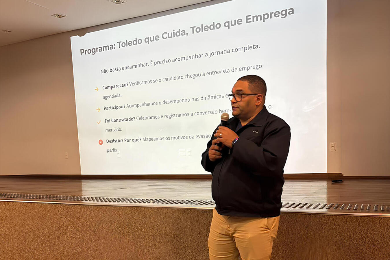 Secretário e diretor da Deseco ministraram palestras em evento promovido em nesta segunda-feira (22) pelo Instituto MBRF e pela Embaixada Solidária, em Concórdia/SC