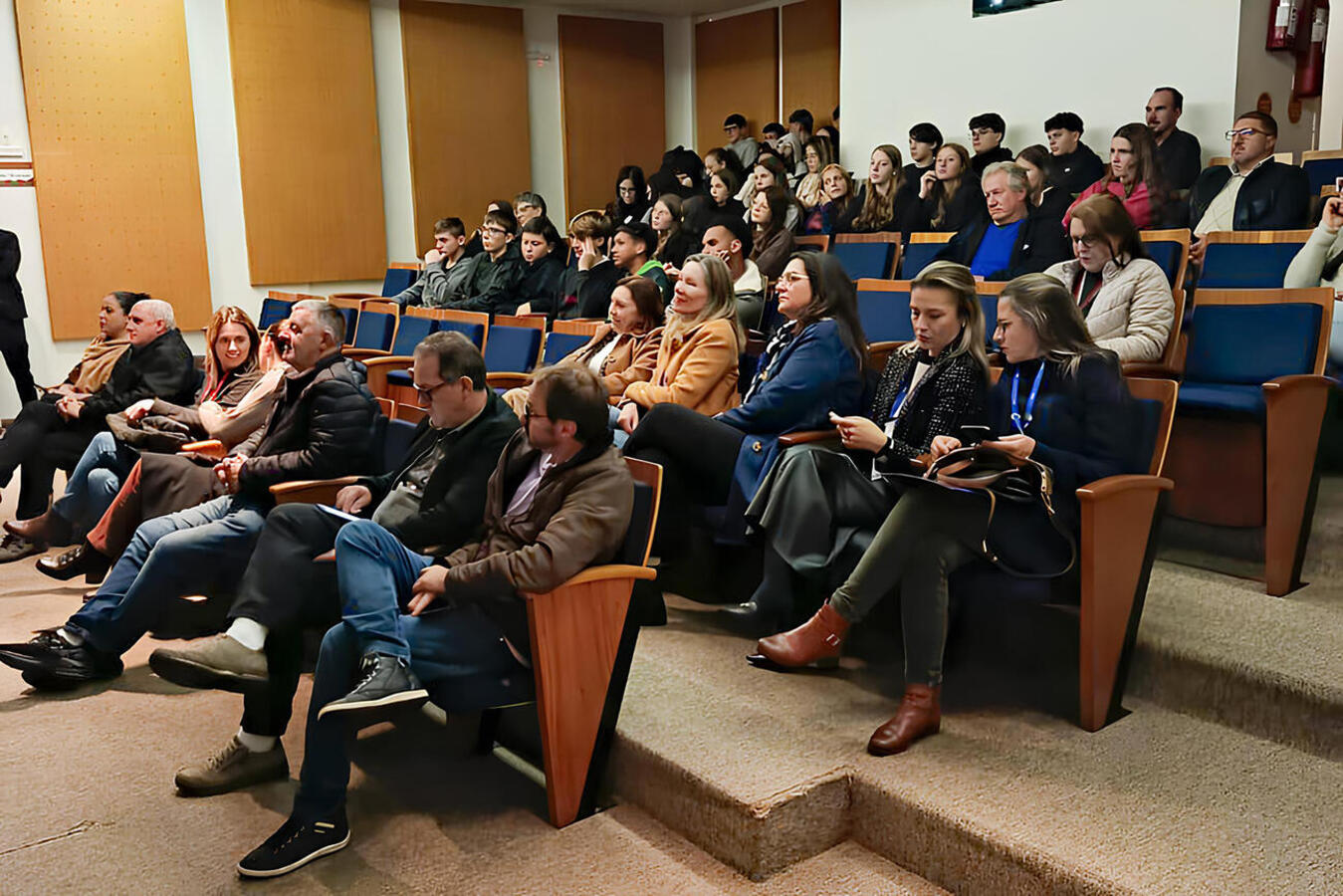 Secretário e diretor da Deseco ministraram palestras em evento promovido em nesta segunda-feira (22) pelo Instituto MBRF e pela Embaixada Solidária, em Concórdia/SC