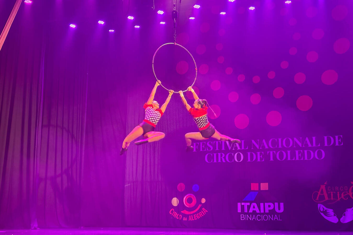 Até domingo (14), município será a capital brasileira da arte circense, com oficinas e apresentações em vários pontos da cidade; nesta sexta (12) tem “Noite de Gala”