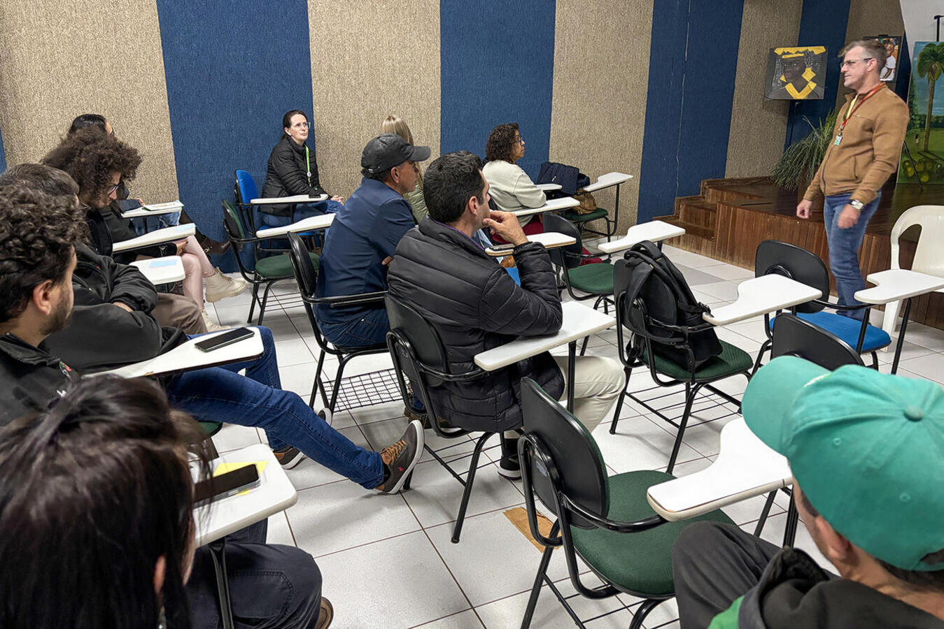 Composta por duas turmas e 50 alunos, iniciativa da SDHS, da PUCPR e da Cáritas Diocesana começou no último sábado (20), no câmpus Toledo da universidade