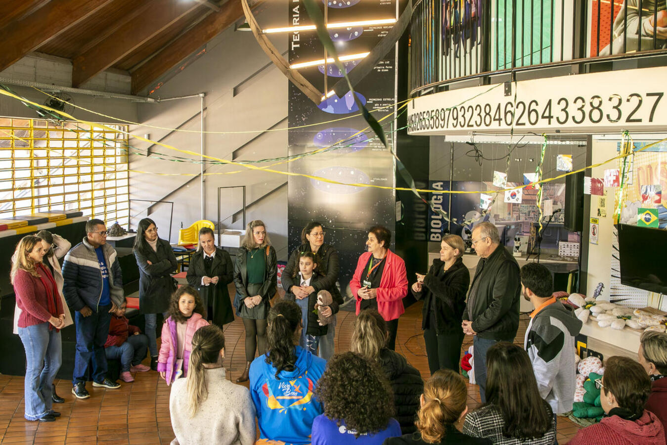 Evento reuniu famílias, profissionais e comunidade para fortalecer a rede de apoio e ampliar o debate sobre neurodiversidade