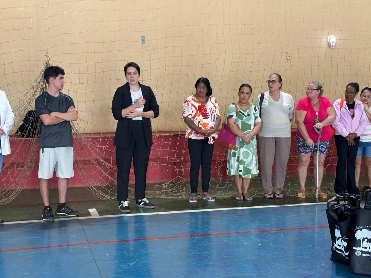 Atividade promovida pela SDHS reuniu participantes do CJU Marcio Antonio Bombardelli e pessoas idosas em um momento de troca