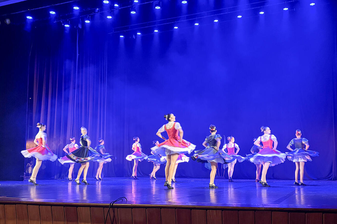 Realizado entre sexta-feira e domingo (19 a 21), festival organizado pela SMC reuniu, no Teatro Municipal, mais de 250 apresentações de 60 grupos, escolas e companhias