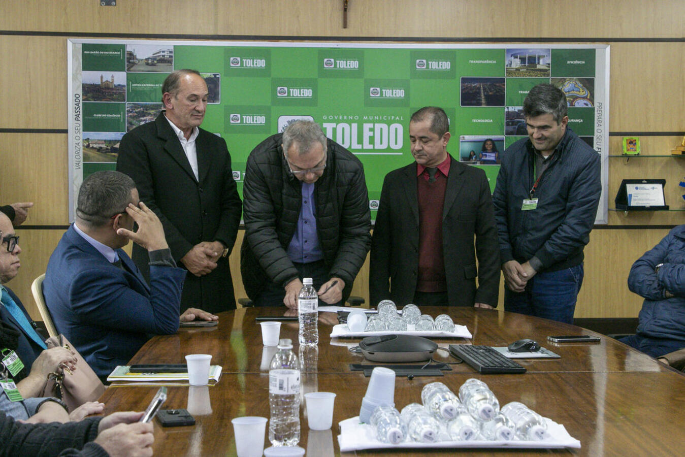 Cada unidade produtiva rural poderá receber até 20 metros cúbicos de materiais como rachão, rachãozinho, pedra britada nº 2, pedra britada nº 1 e pó de pedra
