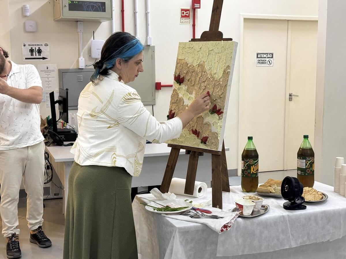 Mostra da artista Franciane Galli integra a programação do Junho Verde e segue aberta para visitação gratuita até 17 de junho