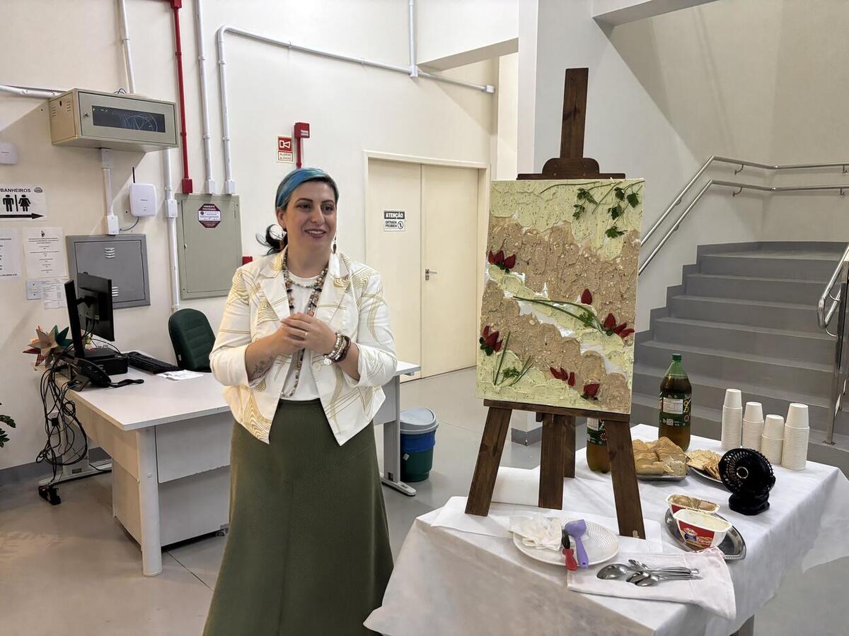 Mostra da artista Franciane Galli integra a programação do Junho Verde e segue aberta para visitação gratuita até 17 de junho