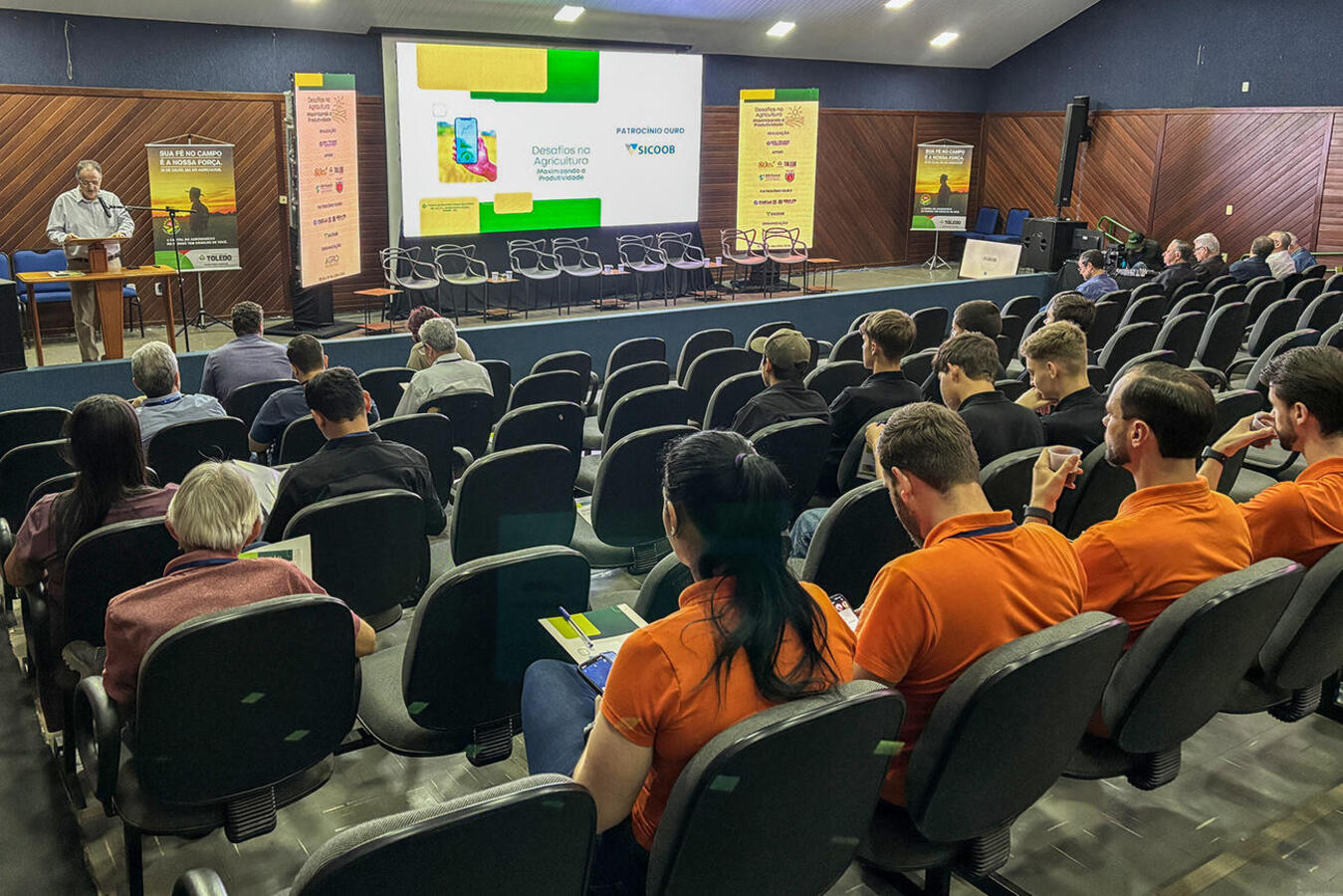 Com atrações para produtores, técnicos e estudantes, encontro, que integra programação da Semana do Agricultor, ocorre entre terça e quarta-feira (28 e 29)