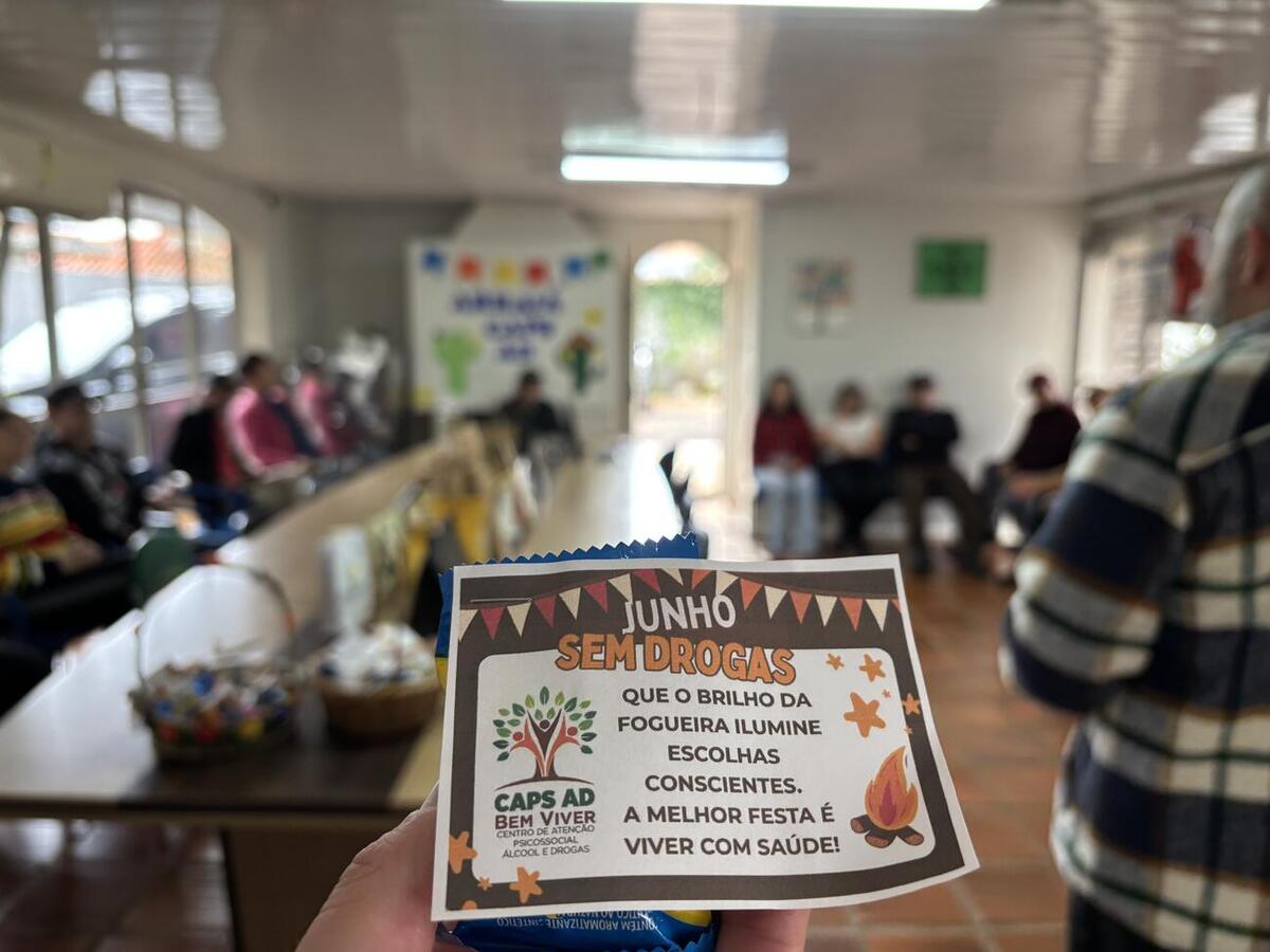 Atividade reuniu usuários do Caps AD e do SIM PR Caps AD III com ações de integração, orientação e confraternização