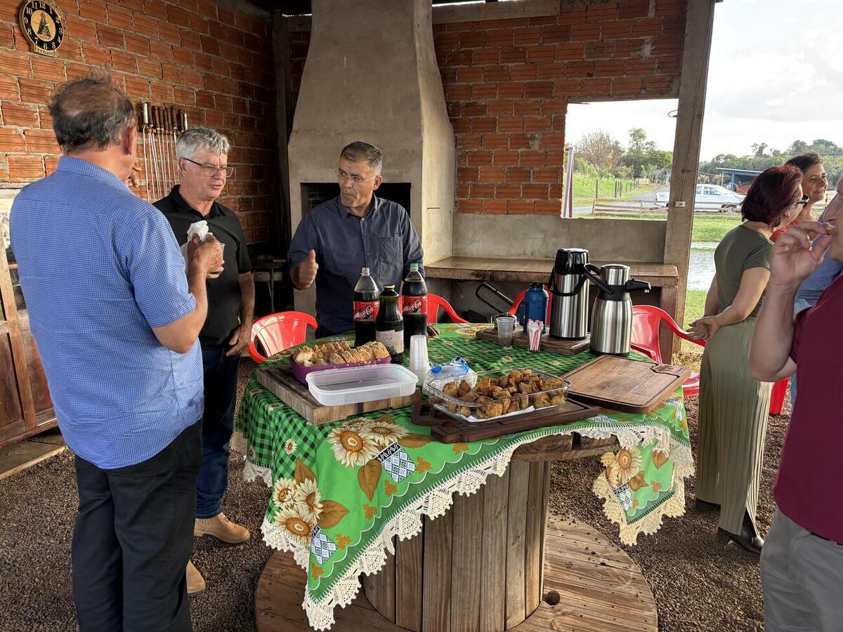 Café comemorativo marcou o início das atividades, que têm como destaque a 2ª Festa do Agricultor no próximo sábado (25)