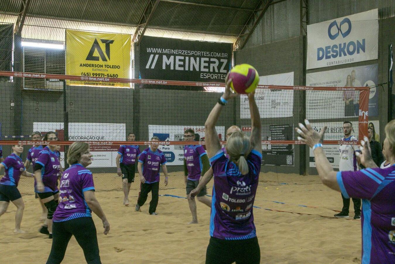 Cerca de 72 pessoas participaram do festival promovido pela Secretaria de Esportes e Lazer para celebrar a integração e socialização entre os idosos do município