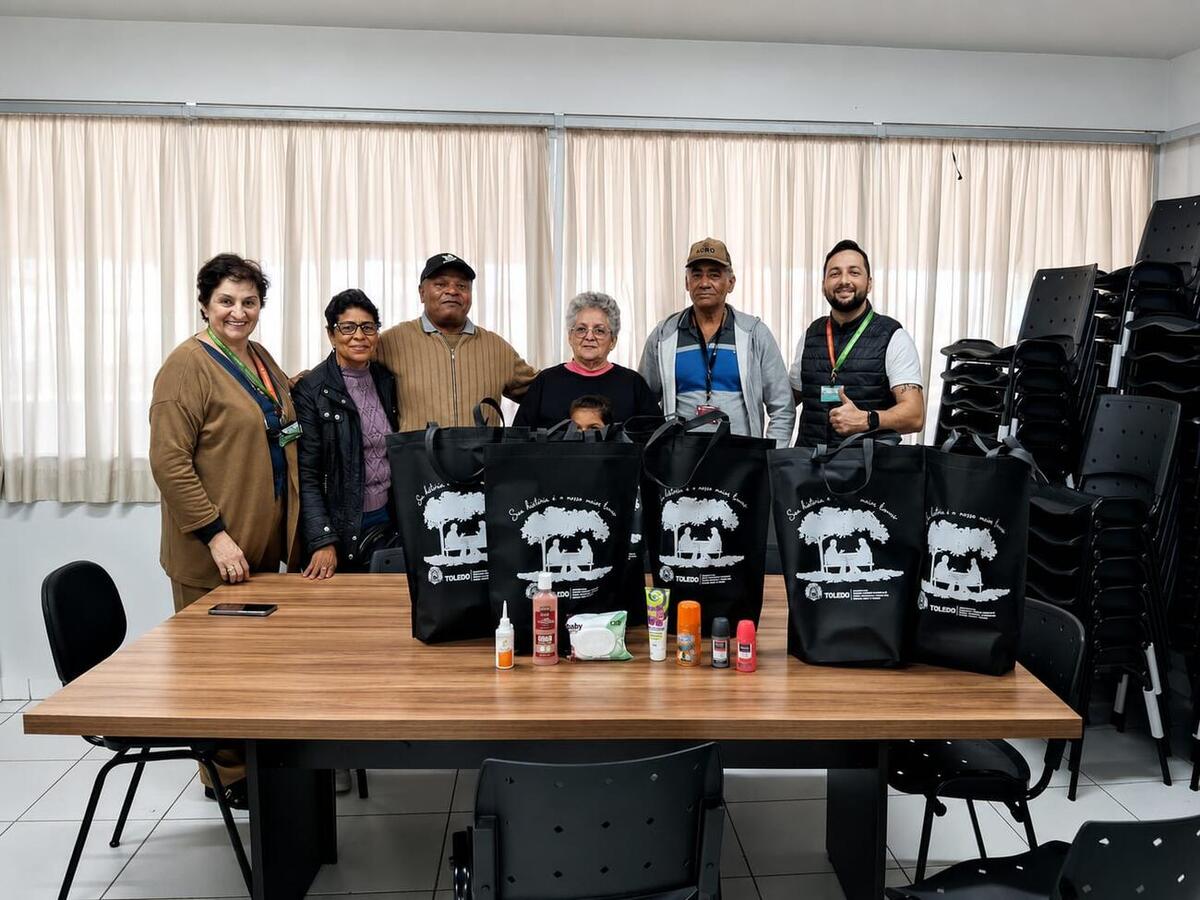 Ações contemplaram integrantes do Grupo Castelo Forte e da Associação de Deficientes Visuais de Toledo
