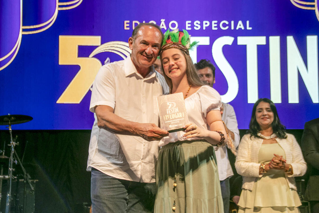 Ganhadores de troféus e prêmios em dinheiro foram conhecidos após grande final realizada no último sábado (25) no Teatro Municipal, que recebeu grande público