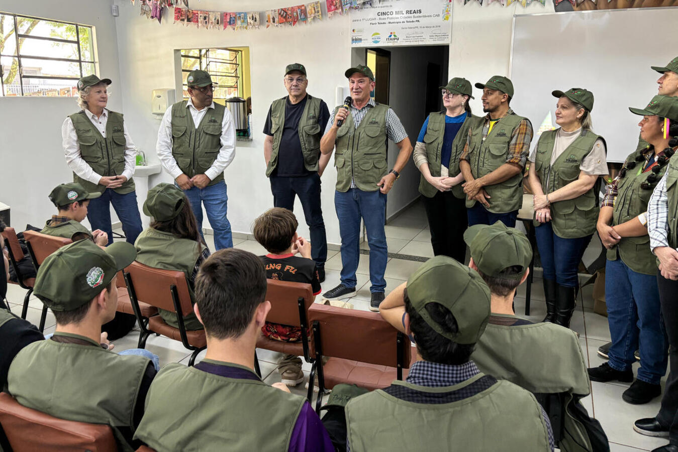 Com a presença de familiares dos adolescentes atendidos pelo projeto, evento realizado no último sábado (11) também foi prestigiado por autoridades municipais