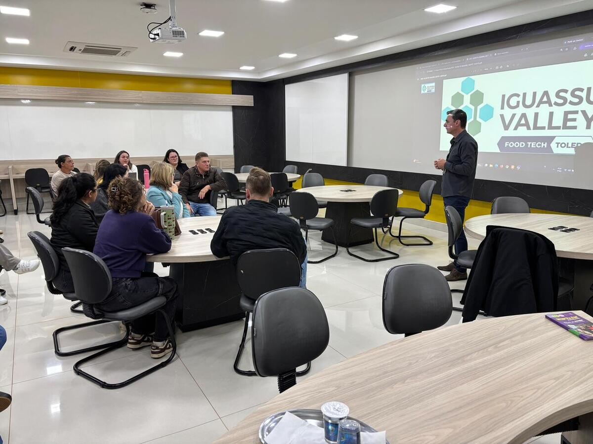 Primeiro encontro, nesta terça (7), abordou precificação de produtos; programação segue com oficinas sobre apresentação comercial e rodada de negócios