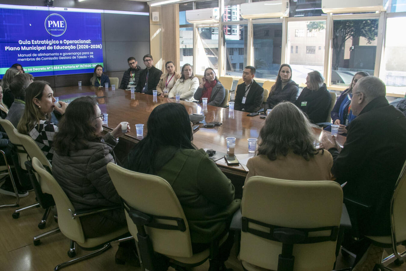 Encontro inaugural ocorreu na última terça (7) na Sala de Reuniões do Gabinete do Prefeito e debateu como cada parte poderá contribuir para o PME 2026-2036