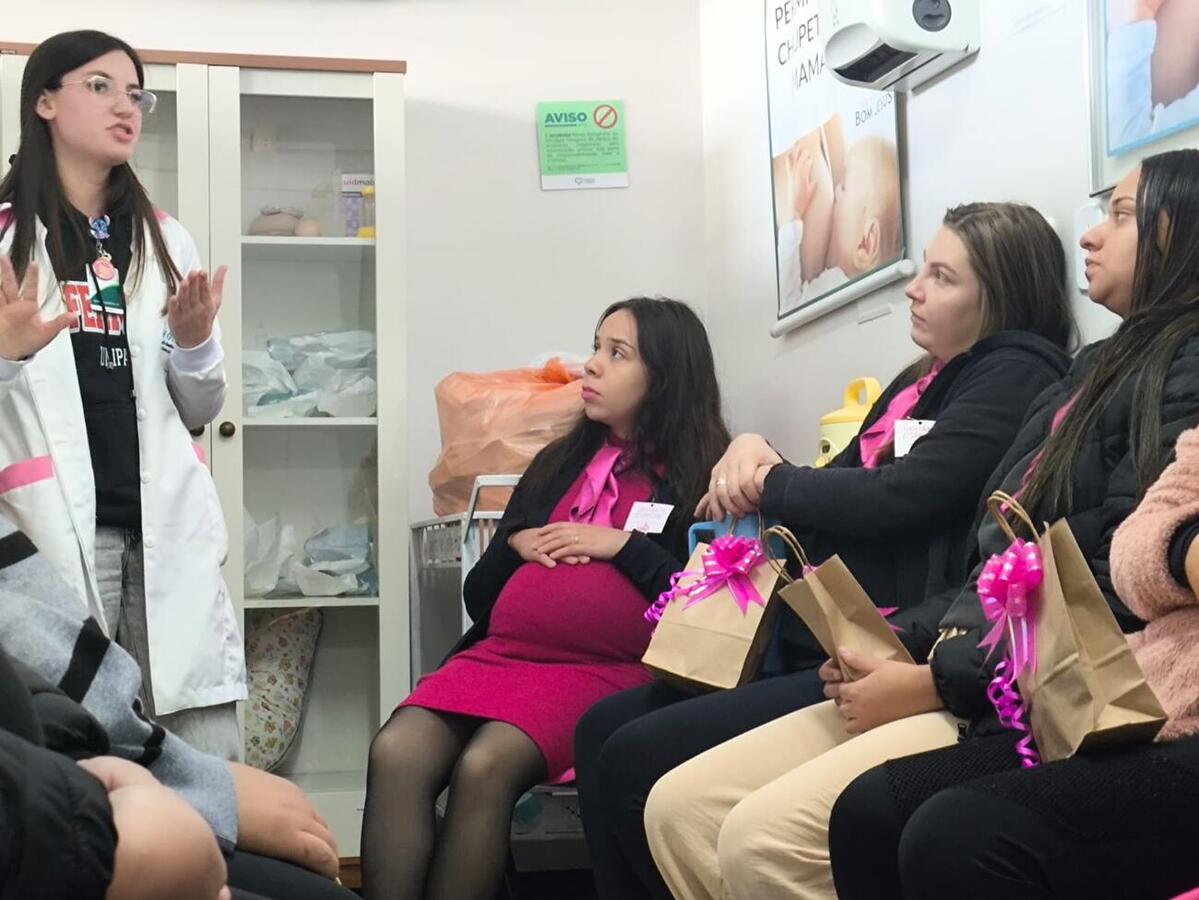 Visita teve objetivo de proporcionar às gestantes uma preparação para o parto, com orientações e acolhimento