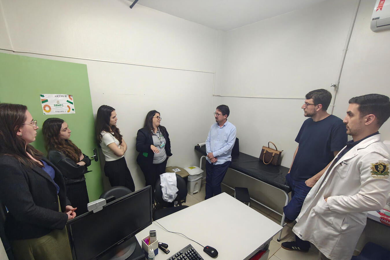 Secretário de Gestão do Trabalho e da Educação na Saúde, Felipe Proenço de Oliveira, fez visitas técnicas à ESF do Jardim Europa e câmpus da UFPR